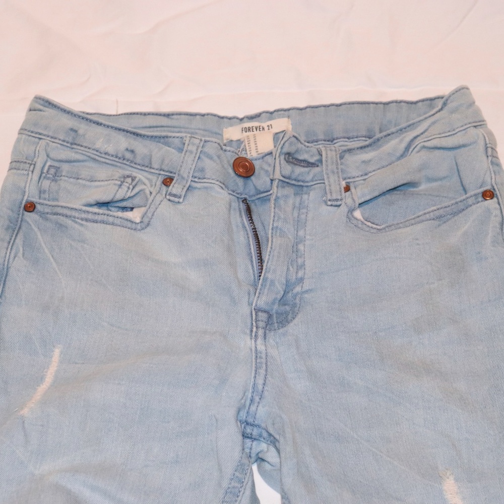 Light Wash Ripped Jeans - Picture 2 of 7